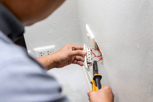 Best 24-Hour Electrician  in Creston, IA